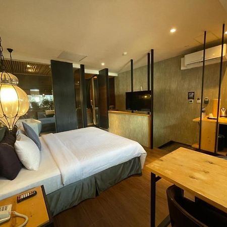 Roppongi Motel - Dalian Pingtung 외부 사진