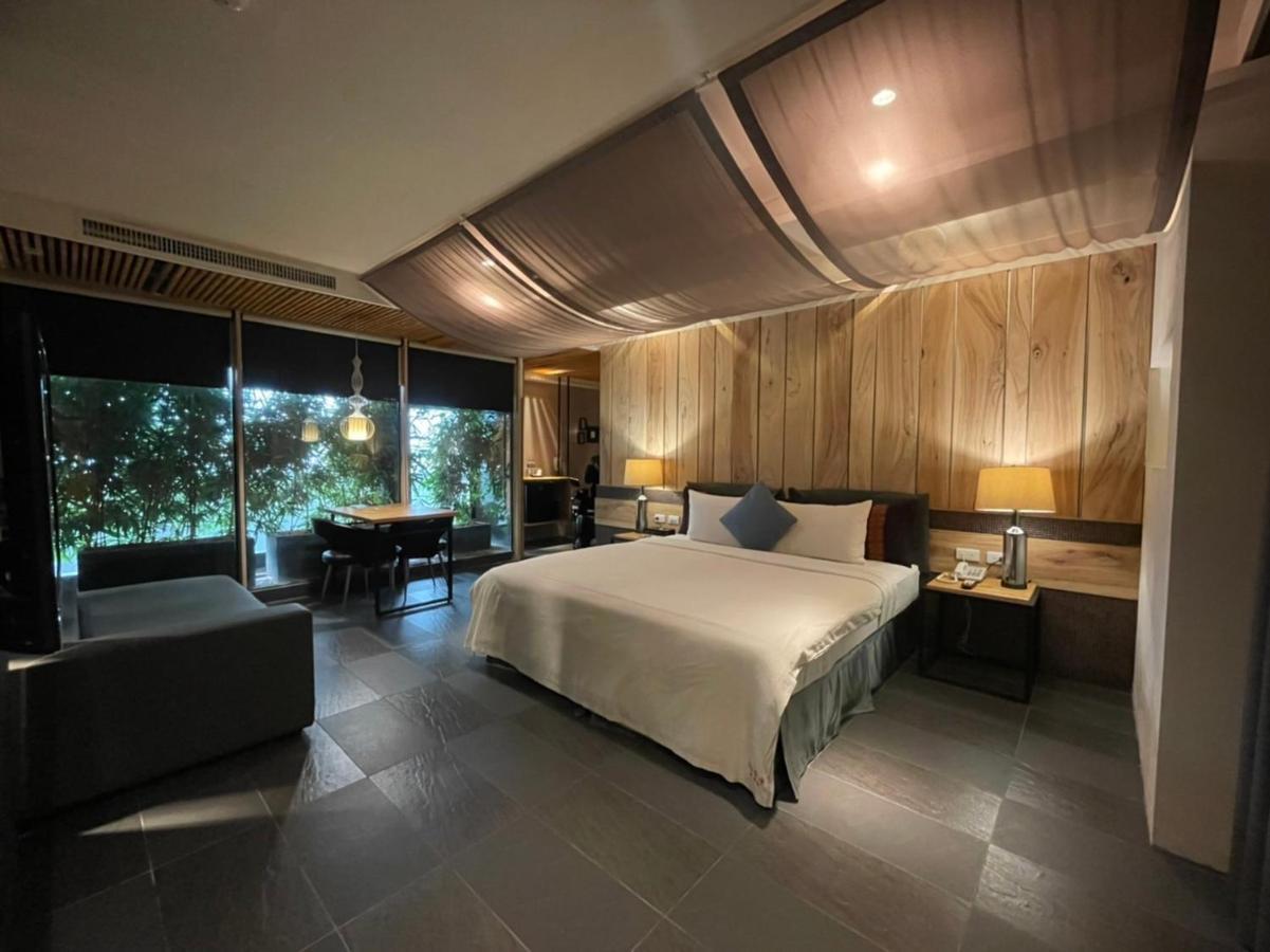 Roppongi Motel - Dalian Pingtung 외부 사진